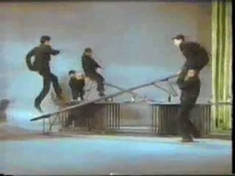 Elvis Presley Rock de la carcel 1957 colour