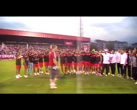 2010-2011 Sezonu Açılış Kar. Futbolcularımızla Kırmızı-Beyaz
