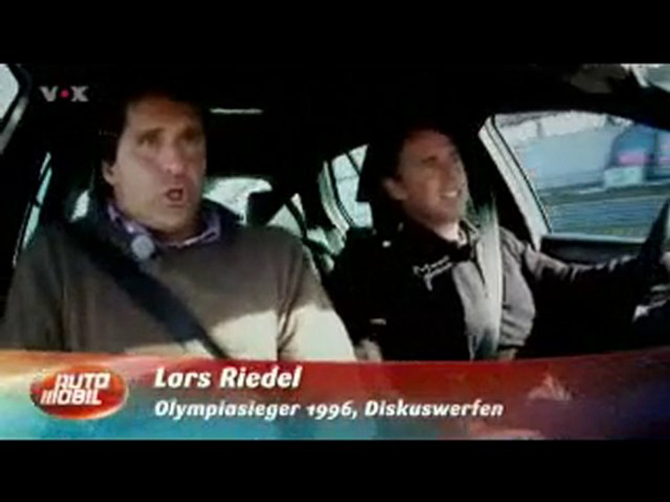 Une vie après l'athlé ? Lars Riedel "testeur" de voitures