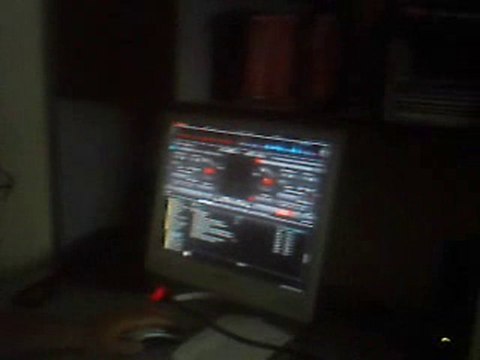 By Bilecikli Özcan - Ev radyo stüdyosu çalışması