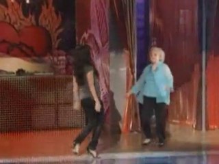 Twilight wins big at Teen Choice Awards