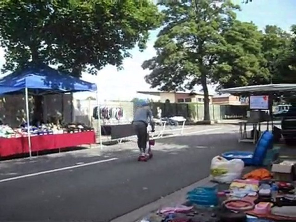 marché aux puces le 8 aout 2010 à bully les mines
