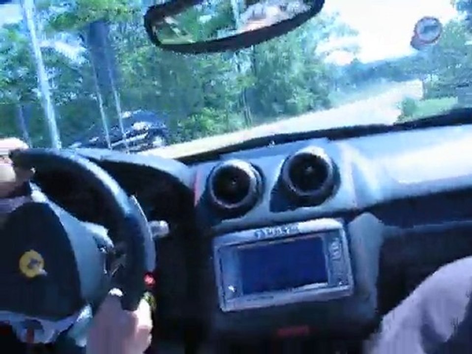 FERRARI California balade 200 km/h dans Maranello (suite)