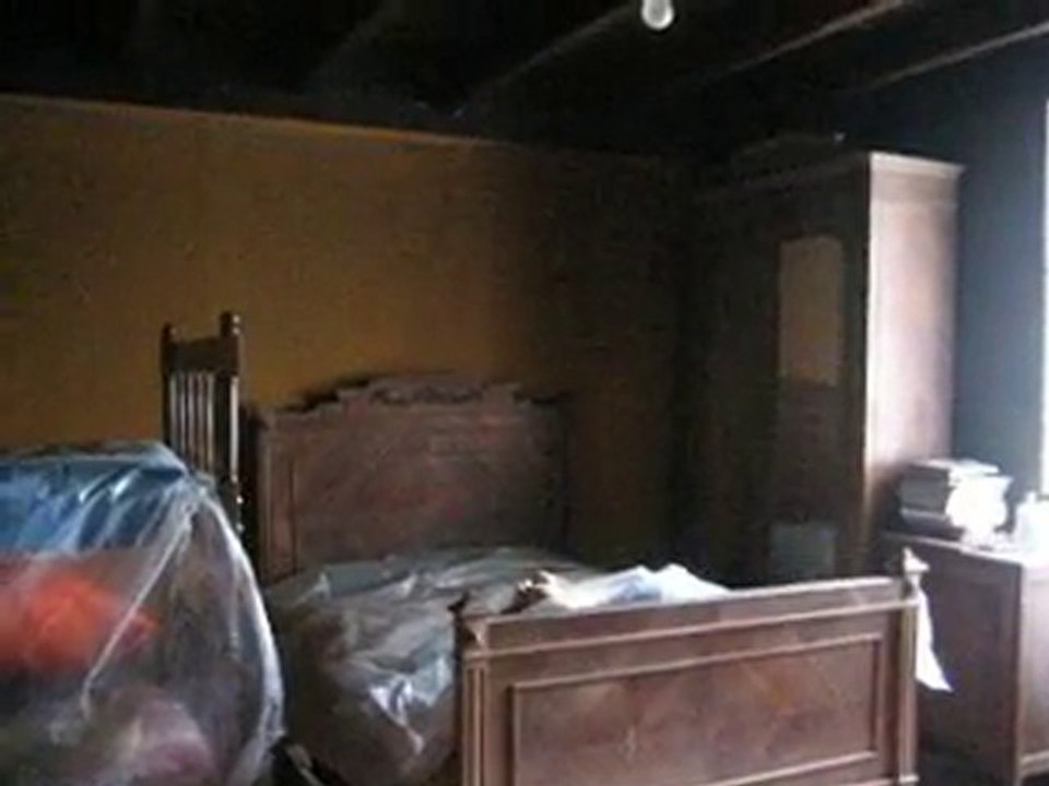 visite interieur côté maison salle à manger et chambre