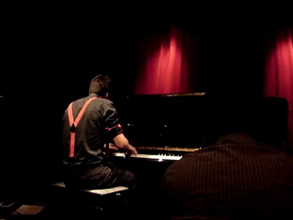 Pierre-Yves Play - Classique piano bar