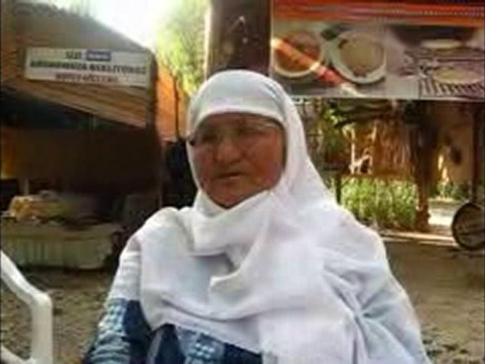mutlu gözleme