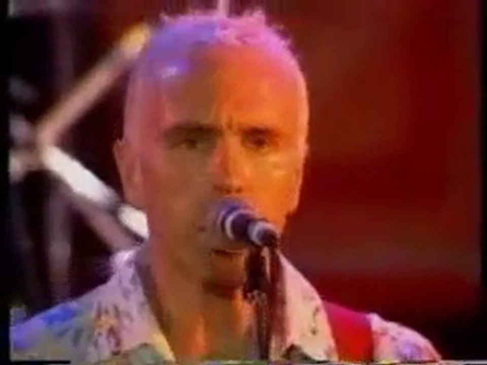 Crowded house- don't dream its over- live