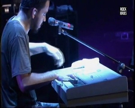pushing me away Live in TOKYO LINKIN PARK