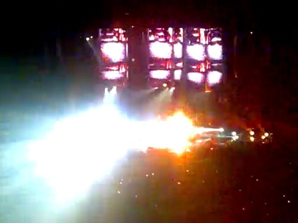 Muse - Hysteria