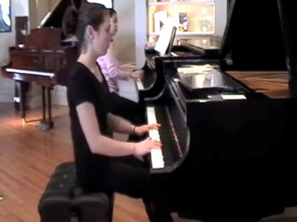 Esther Burnett plays Mozart Concerto, K488