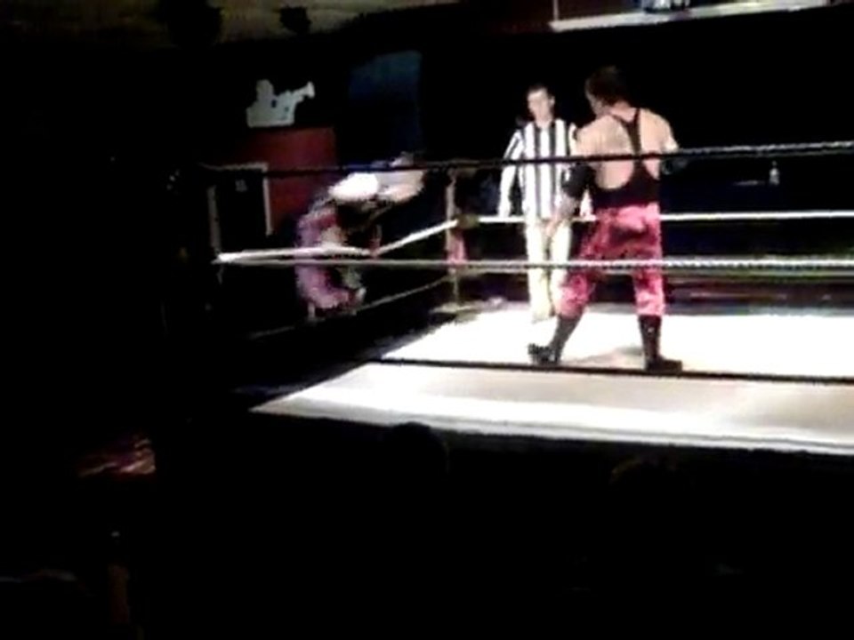 Hayden Hunter vs Tommy Lust