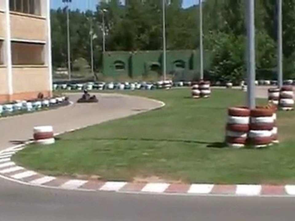 Karting en logroño. (Despedidas de soltero)