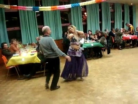 VOIX D ORIENT AVEC la DANSEUSE MARIA