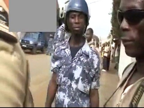 Un officier français menace un journaliste togolais