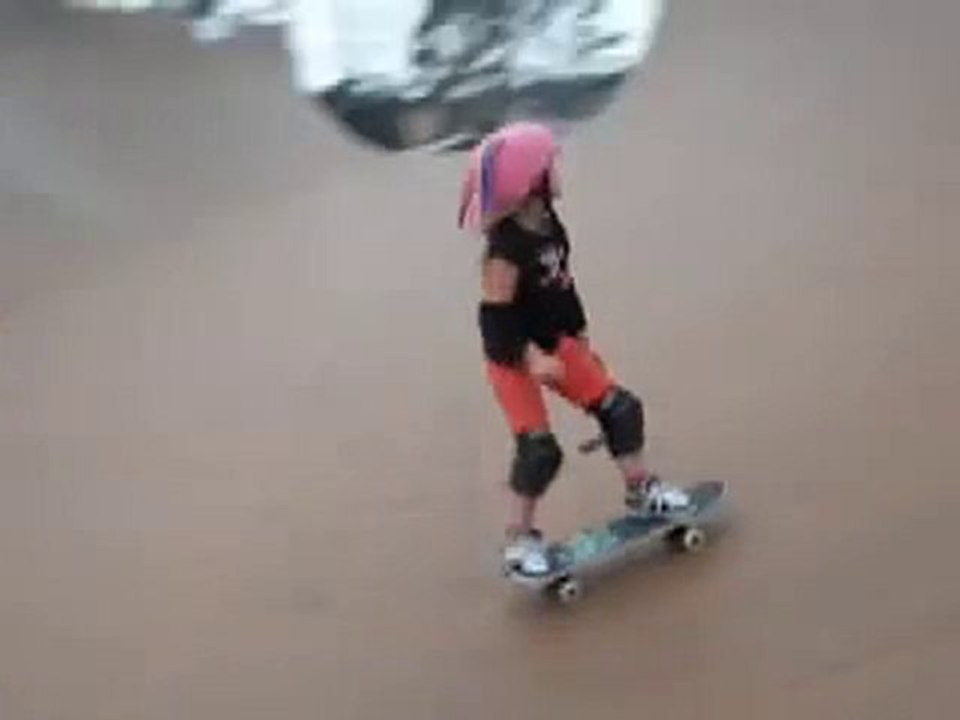 Riders Match Summer 2010 : Annika Vrklan Skate