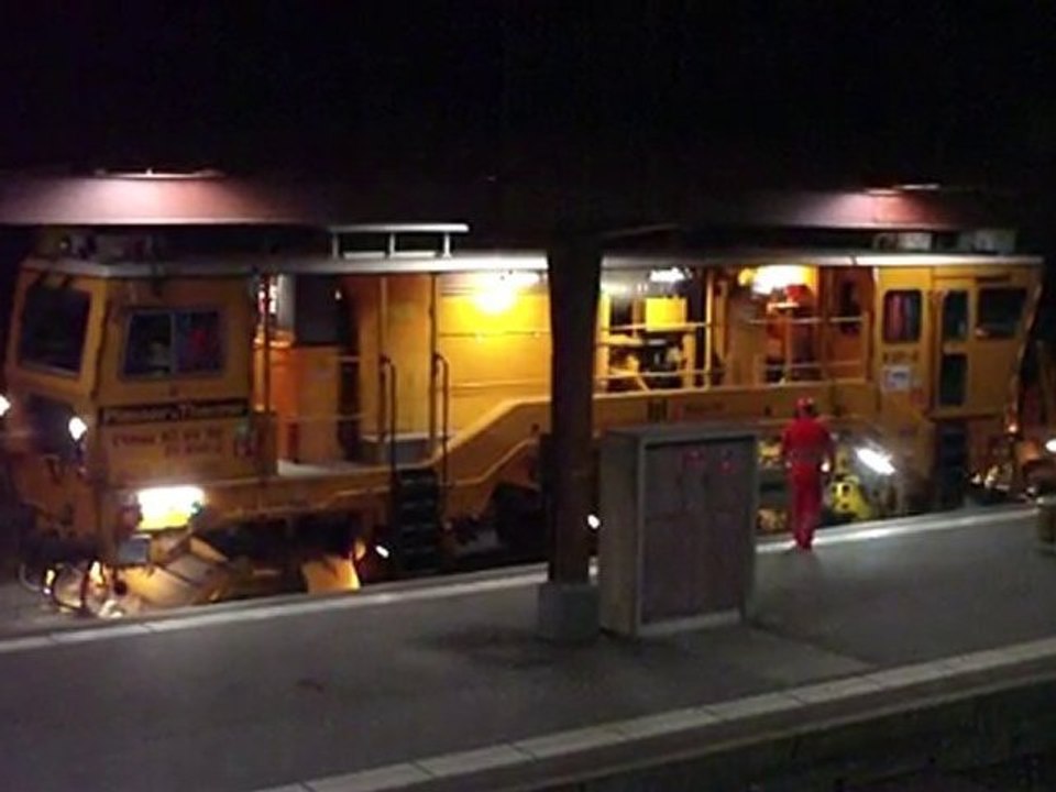 Bourreuse-niveleuse J. Müller à Hinwil (3)
