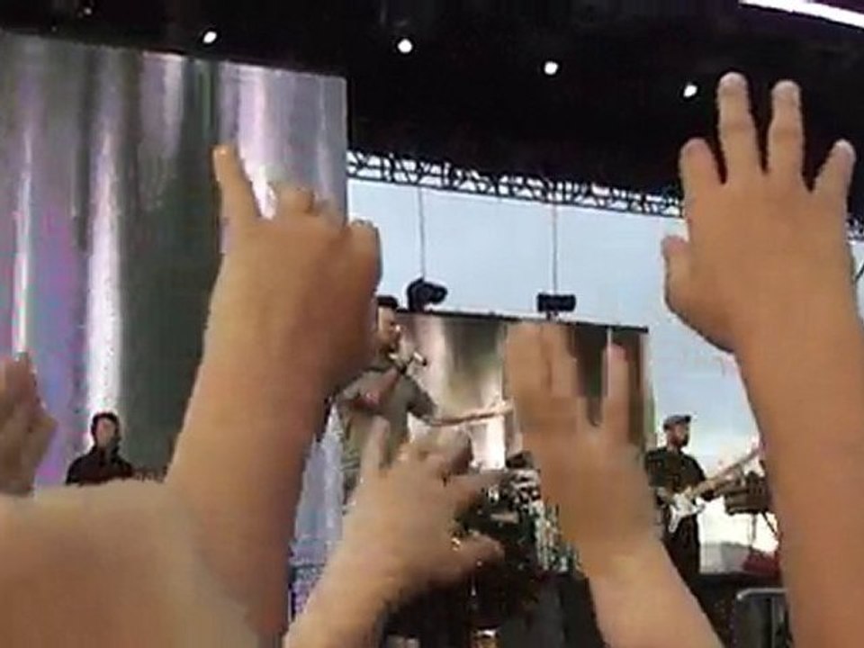 Tarkan Rize Ovit Konseri Gül Döktüm Yollarına