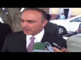 Calzada Rovirosa supervisa obra Paseo de la República