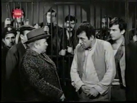 2/10 ( Ofsayt Osman ) Filiz Akin Sadri Alisik