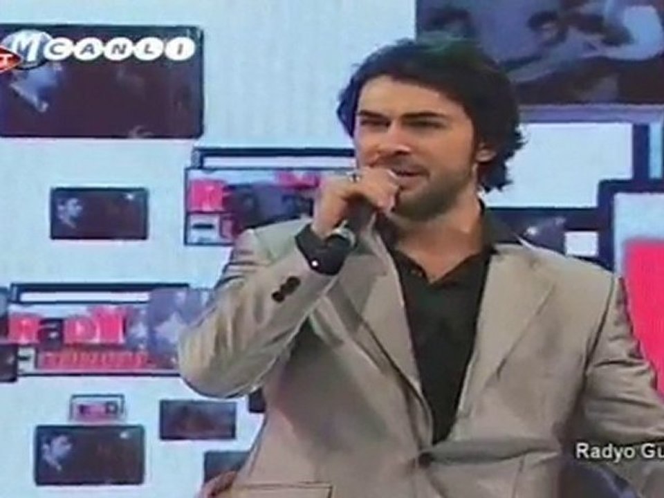 Oktay Bora Ertuğrul £££ ALTIN YÜZÜĞÜM KIRILDI