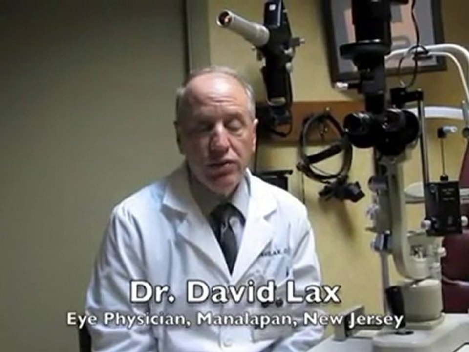 Doctor's Review of New York LASIK Surgeon Dr. Ilan Cohen