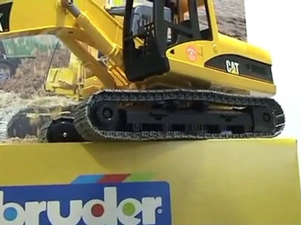 BR20005 Roadmax Excavator