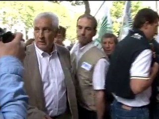 Prix du lait : Bruno Le Maire veut un accord