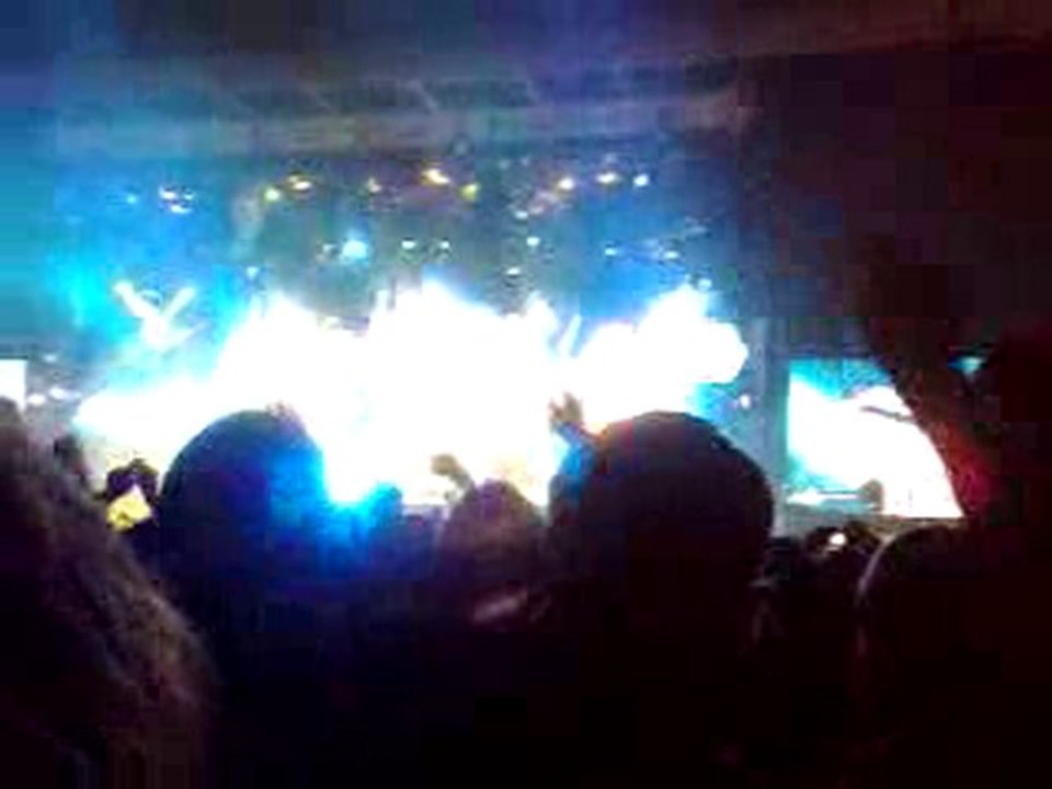 Muse - Citezen erased - Vieilles charrues 2010