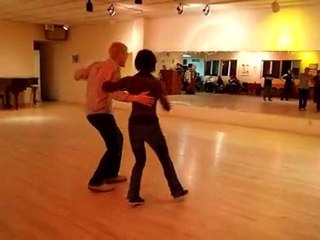 FreeSwingDanceLessons.com : Class Review : Jazzing Up Your L