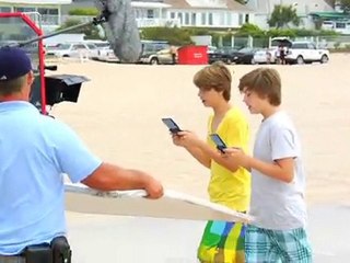 Dylan and Cole Sprouse and the New Nintendo Ad