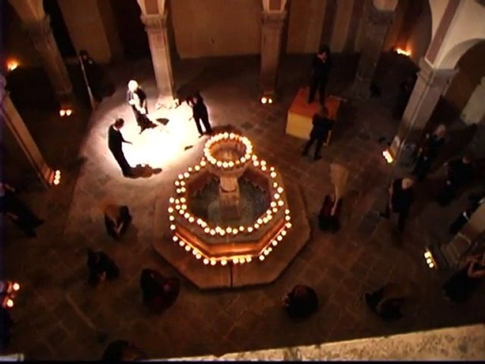 SUSAN PLUM - " LUZ Y SOLIDARIDAD "