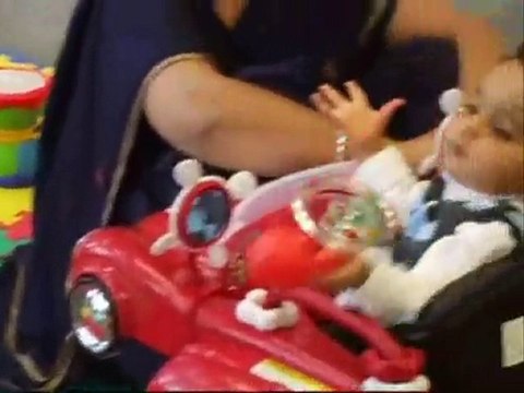 $50/hour balloon clowns at Surrey BC East Indian kids party