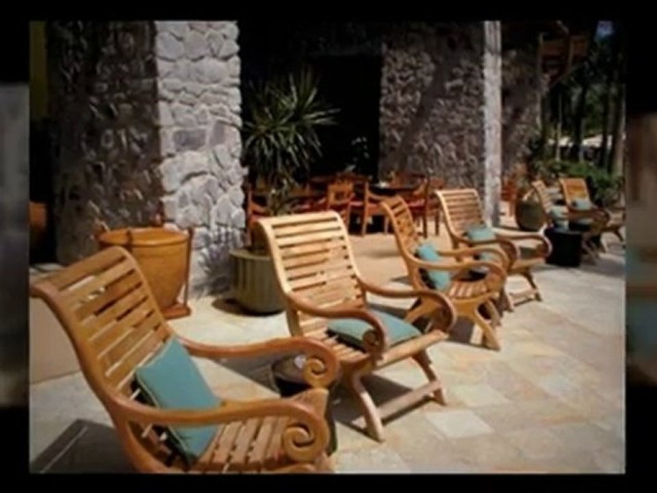 Relax in the Backyard with Custom Patio Furniture