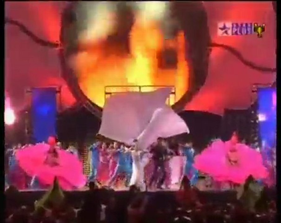 Kajre Re Live - IIFA-2005