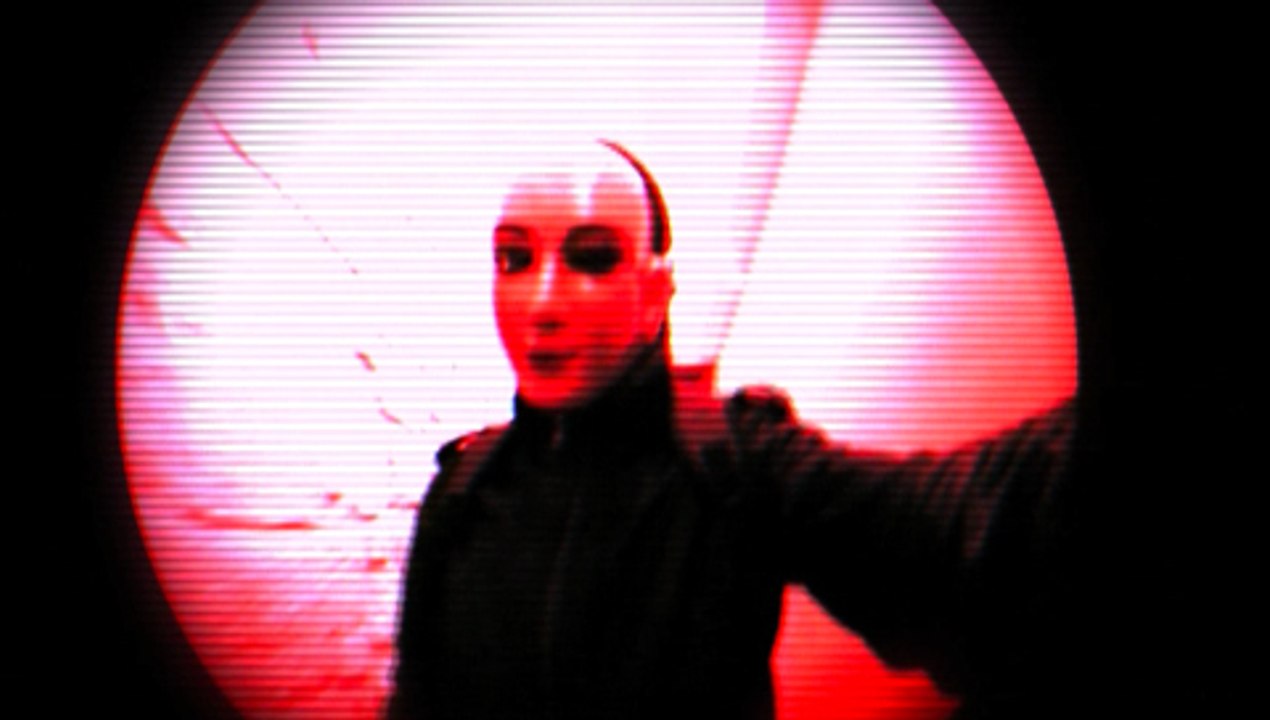 GIVE ME A KISS - Teaser No More Patient