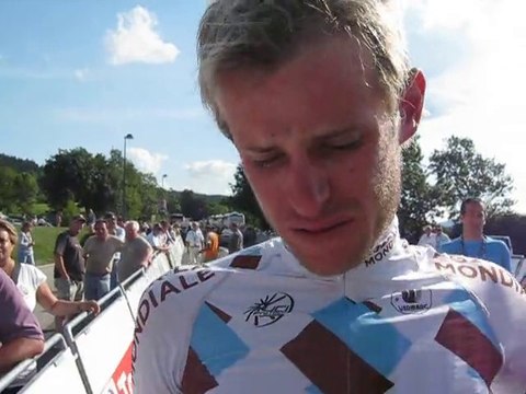 Emotion Maxime Bouet après sa victoire Tour de l'Ain étape 3