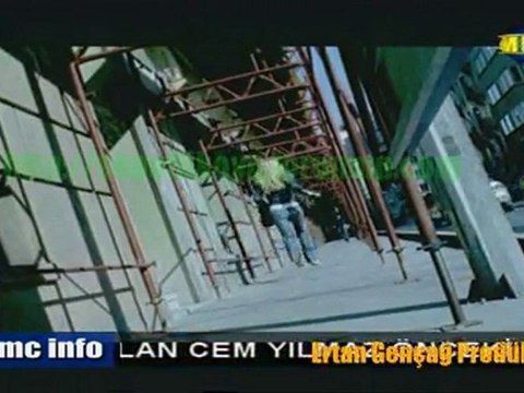 İSMAİL YK-BU ŞARKININ SÖZLERİ YOK