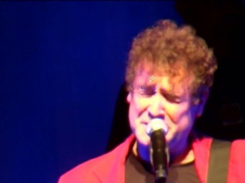 02. Africa- Johnny Clegg - Béziers 2010