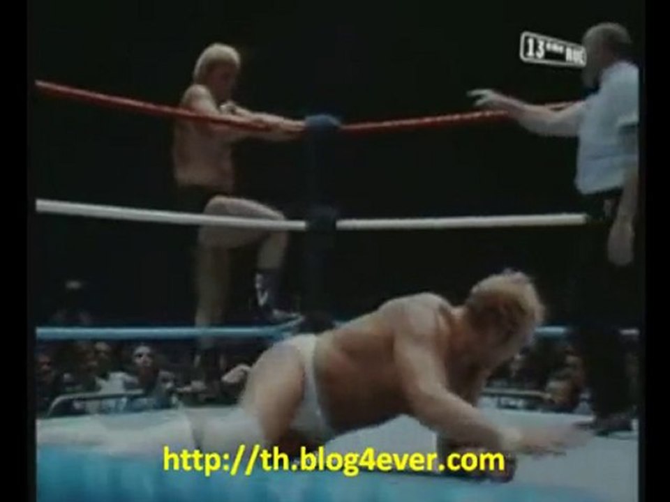 Hulk Hogan dans l'agence tous risques.VF.part 4