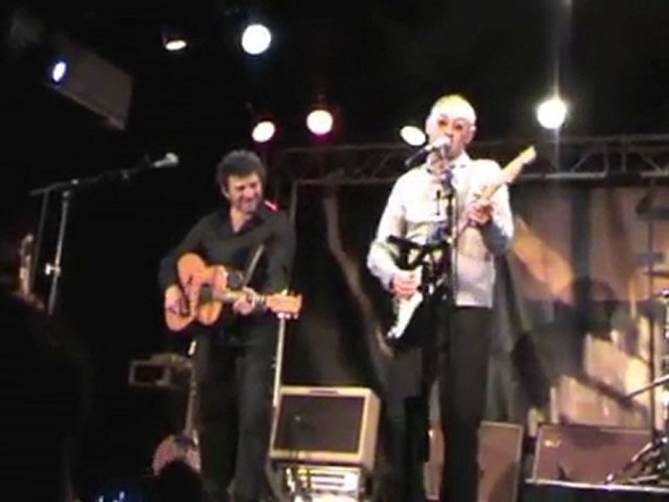 Extrait concert live Celtic Blues -  Michael Jones