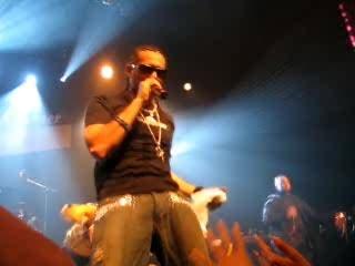 Sean Paul - Eye deh a mi knee