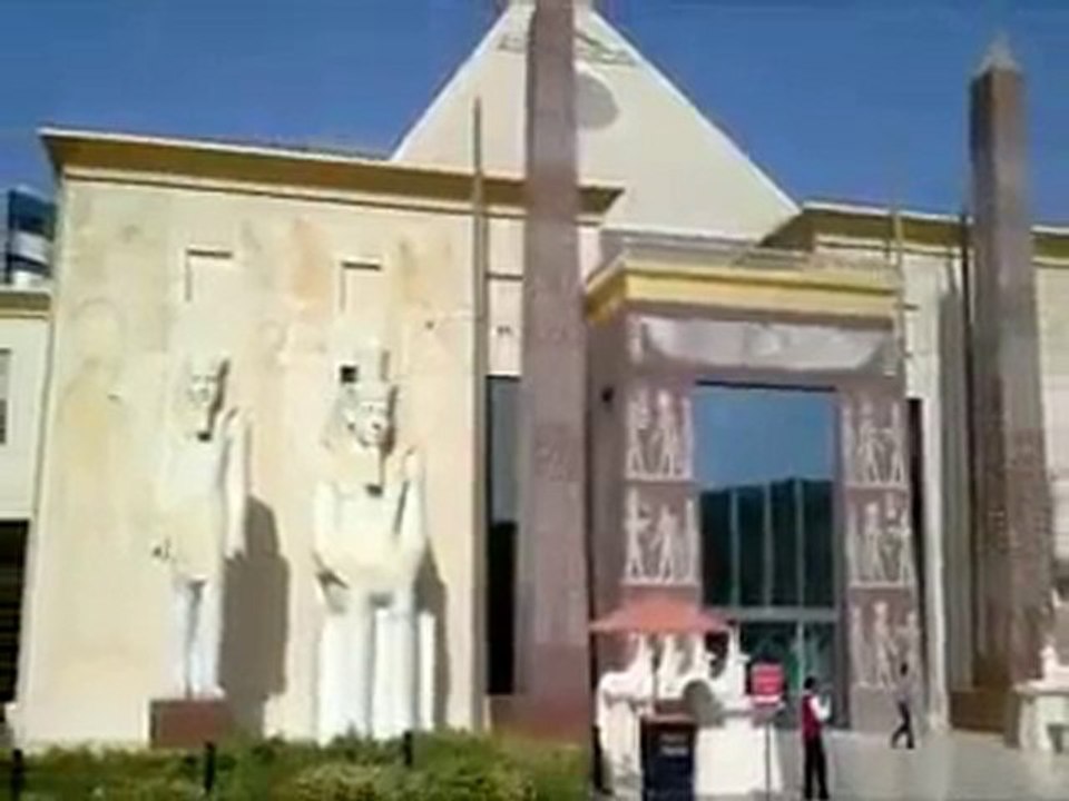 Mimaride Üçgenler, Manyetizm ve 2010