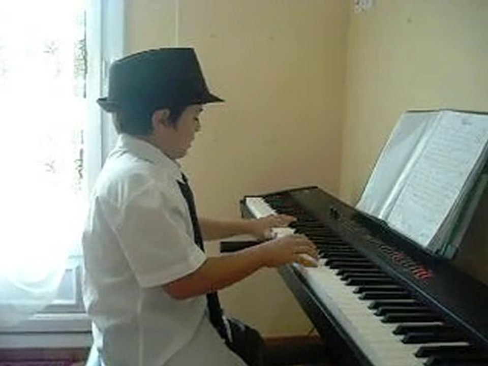 Bob Marley-no women no cry-Raffi Arto 8 years on piano
