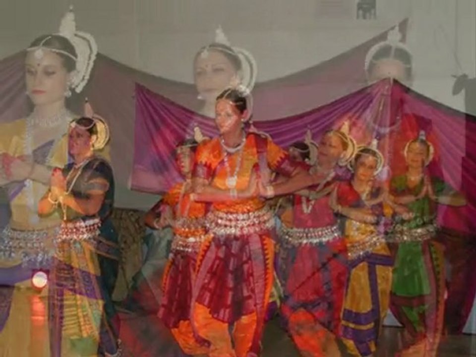 DANSES INDIENNES ODISSI ET BOLLYWOOD
