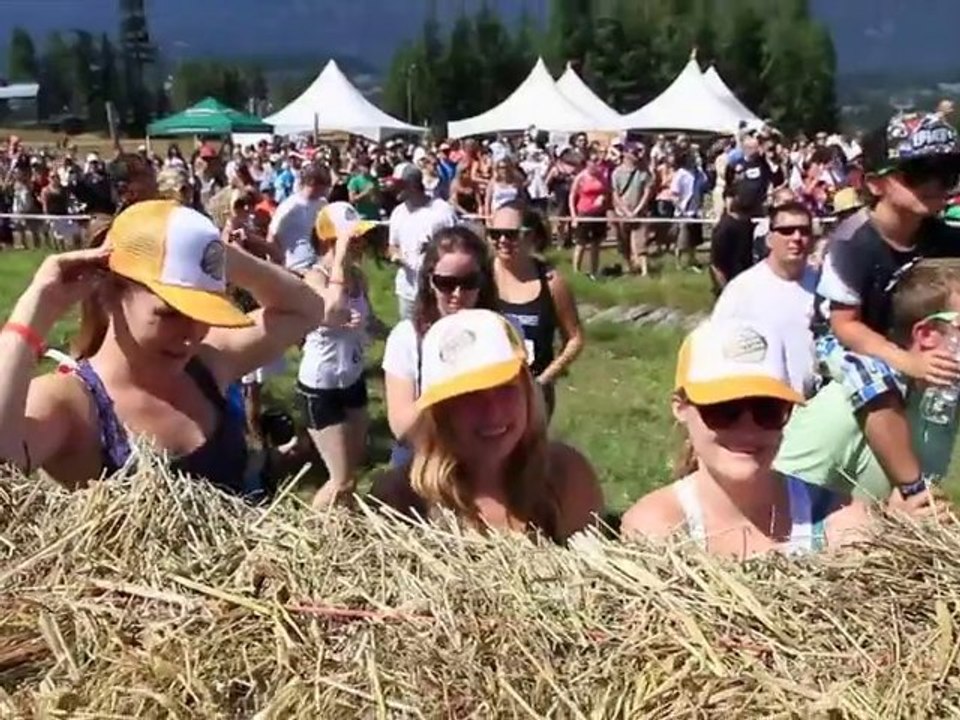 2010 Canadian Cheese Rolling Festival at its best!