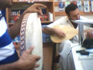 AHMET NAS BAĞLAMASIYLA ÇALIP SÖYLÜYOR - "aman ayşem"