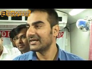 Salman Makes Celebs Donate BLOOD on 15th Aug