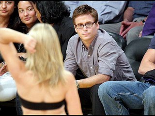 Watch Entourage Season 7 Episode 7 Realty Show