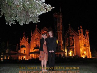 Brad et Janet at the Frankenstein Place