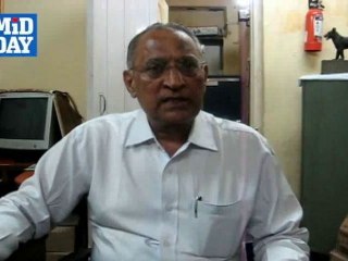 Cats discharging oily black material